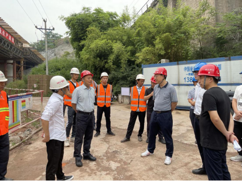 市鐵路集團紀(jì)委對市域(郊)鐵路建設(shè)項目安全工作落實情況開展督查3.png